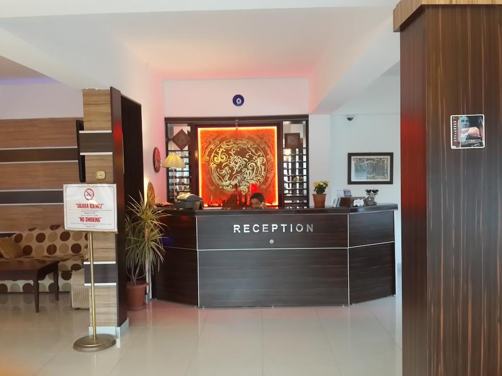 Etap Altinel Hotel チャナッカレ エクステリア 写真